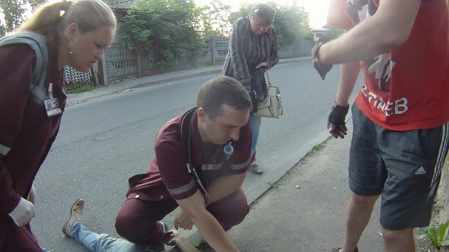 Человек на дороге