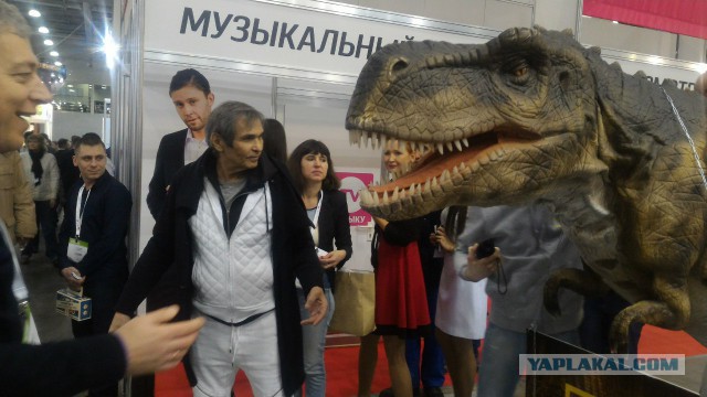 О Бари Алибасове