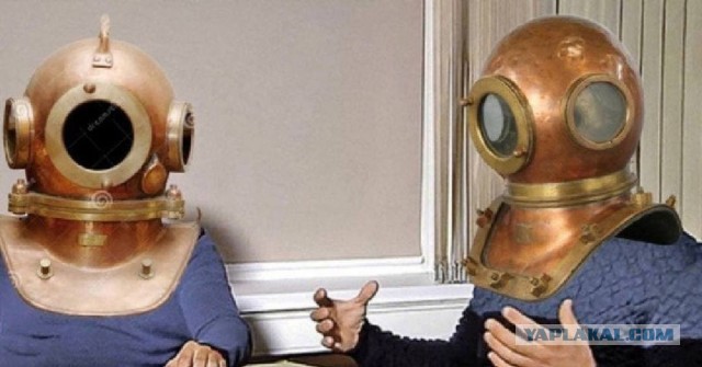 Самый дорогой корабль ВМС США USS Gerald R. Ford у берегов Ирана залило канализационными отходами категории Г