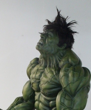 Почему Халк такой злой и напряженный?