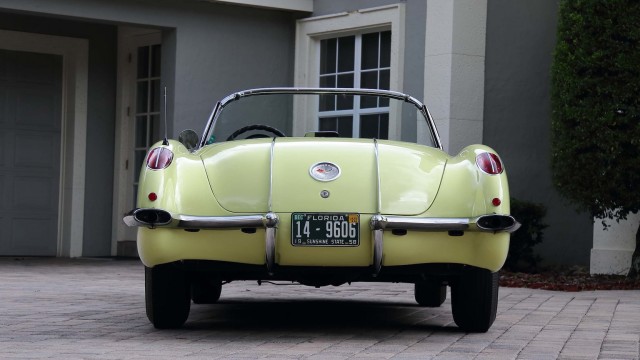 Ретро-Corvette. Три штуки. Красивых автофото пост.