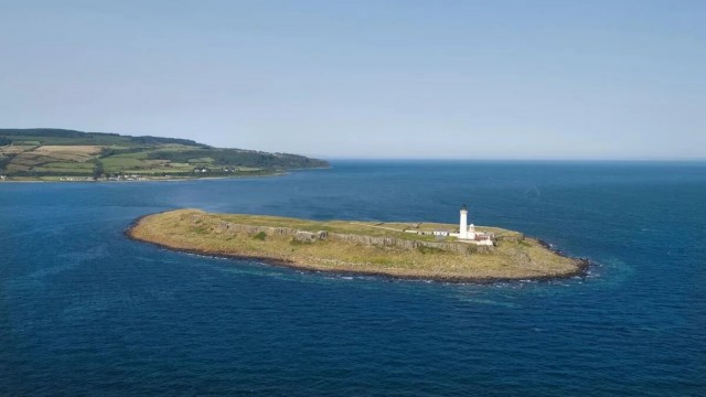 Весь шотландский остров продается дешевле, чем цена квартиры в Глазго