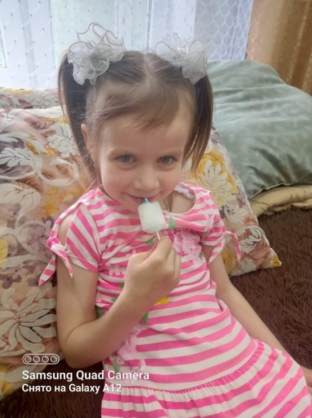 В Ростовской области больше 150 человек ищут шестилетнюю Алису, которая зашла в магазин с незнакомцем