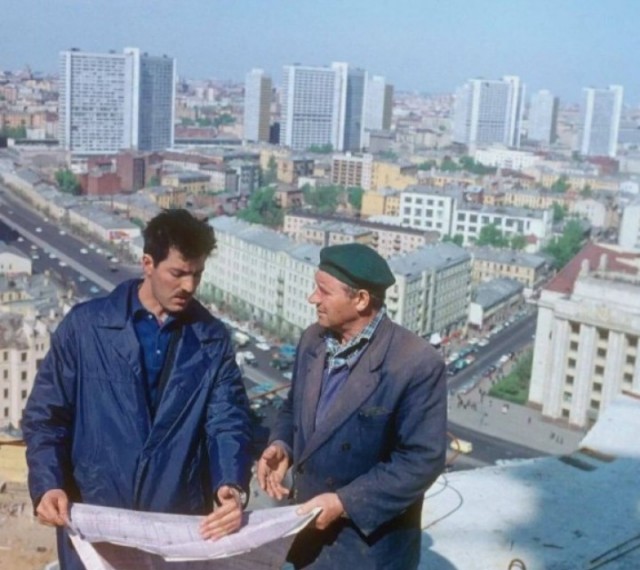 Москва и москвичи. Двадцатый век. 19.08.24