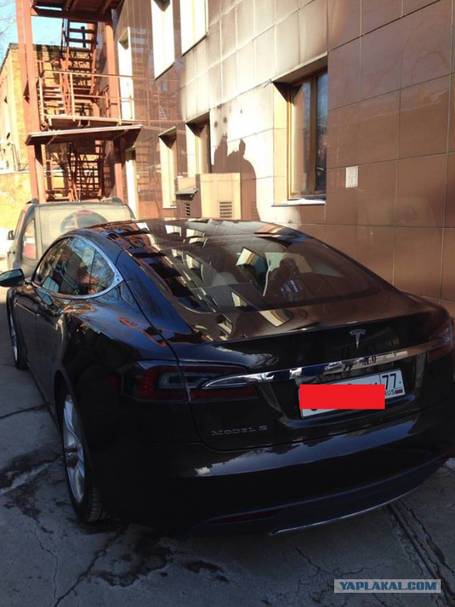 Tesla S Зимой