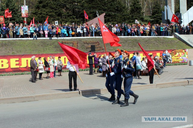 С днём победы! Всех с Праздником, всем мира!