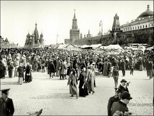 Фотография на память на Красной площади в Москве