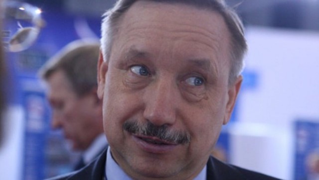 Вы не поверите, но... это снова губернатор Петербурга!