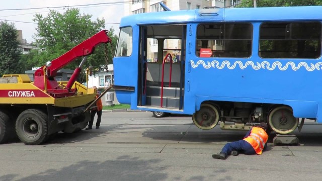 Почему в странах Европы не возят в автомобилях запасные колеса