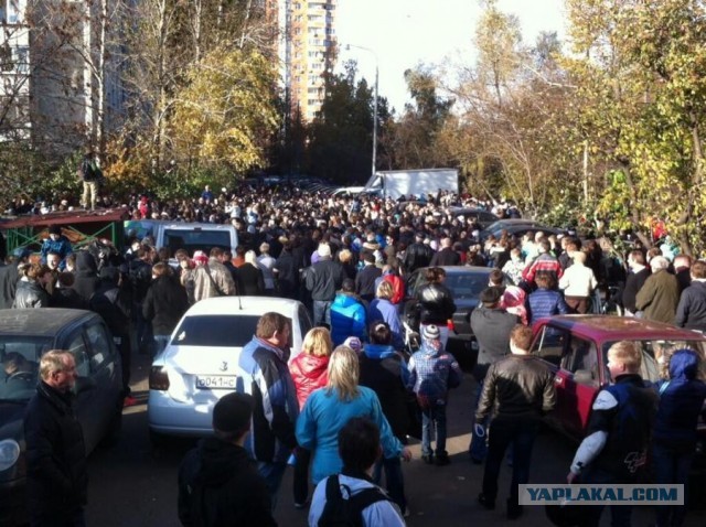 В Нижневартовске местный парень зарезал таджика, который домогался до его девушки