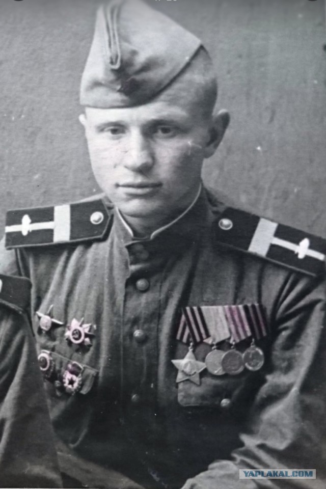 Советские солдаты. Мобилизация. Ленинград (1941)