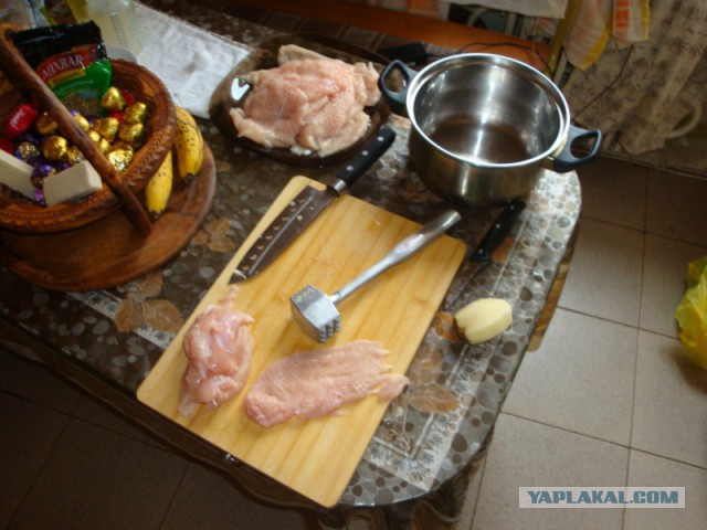 куриные монстры с пюре и сыром...