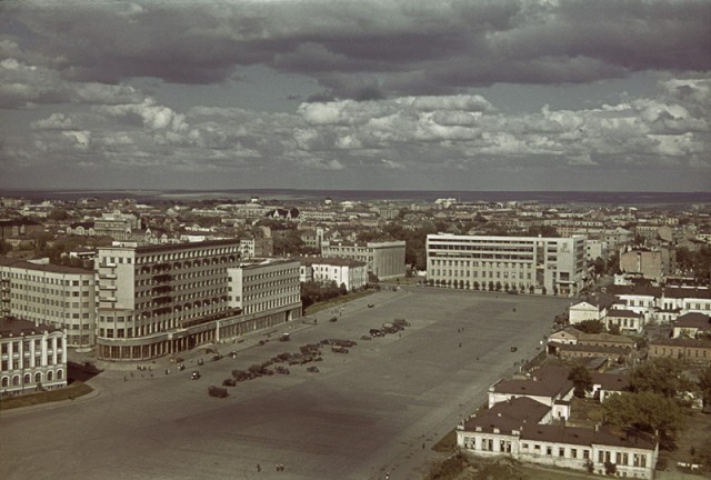 Фотографии из оккупированного немцами Харькова