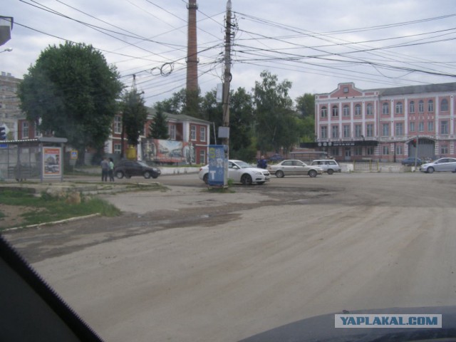 Чувак, запиливший химчистку в Туле полирует разное