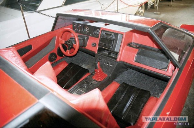Необычный самодельный автомобиль "Вега-1600GT" из 1980-х