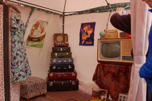 Авто Вернисаж на Неве.