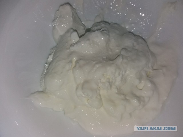 Замораживаю недорогой кефир и вуаля: получаю продукт, который стоит в разы дороже