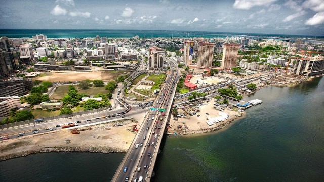 Только крокодилы спасут эту страну от мудаков!