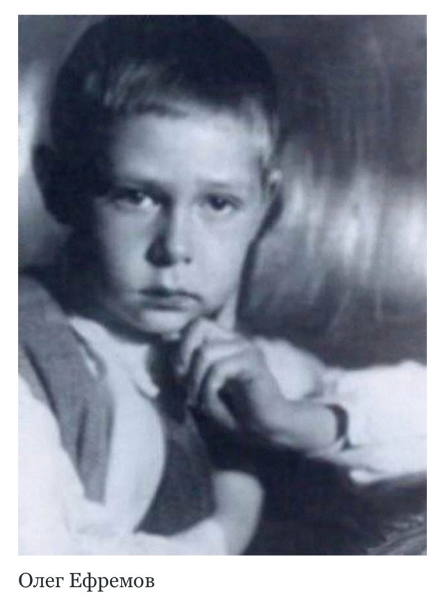 Небольшая фотоподборка известных личностей в детстве и юности