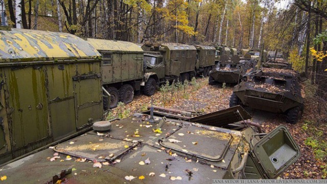 Устаревшая военная техника