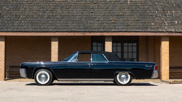 Американцы - 23. 1962 Imperial Crown. Красивых автофото пост