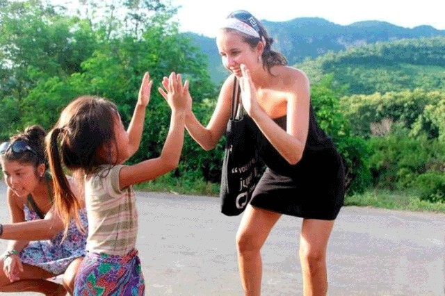 Фотожаба: любопытный парень