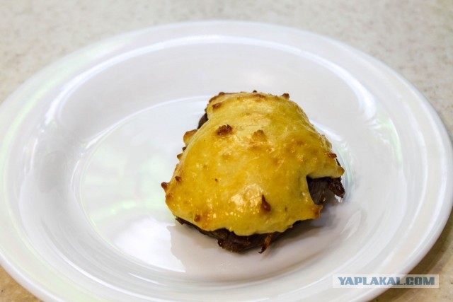 Мясо по-французски