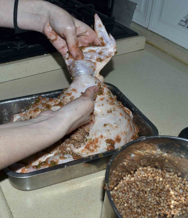 Курочка фаршированная.