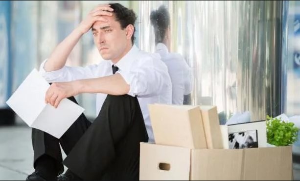 Российский бизнес побежал "в тень" с рекордной за 8 лет скоростью