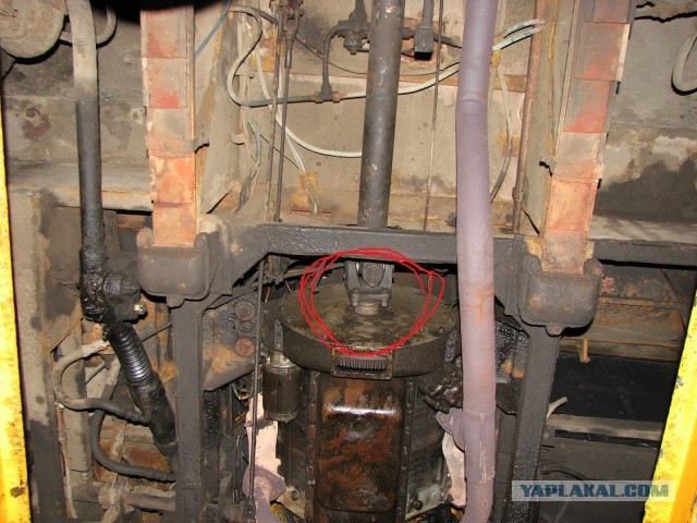 Профессор МАДИ показал источник "звона бутылок" автобуса ЛиАЗ 677. Почему его нельзя было избежать