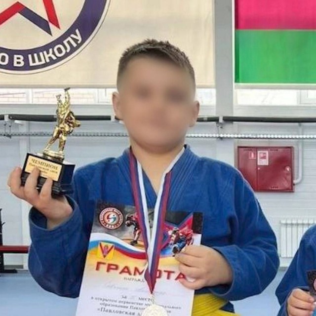 Четвероклассник из Краснодарского края лишился половины лица. Он нашёл на шкафу ружьё покойного деда