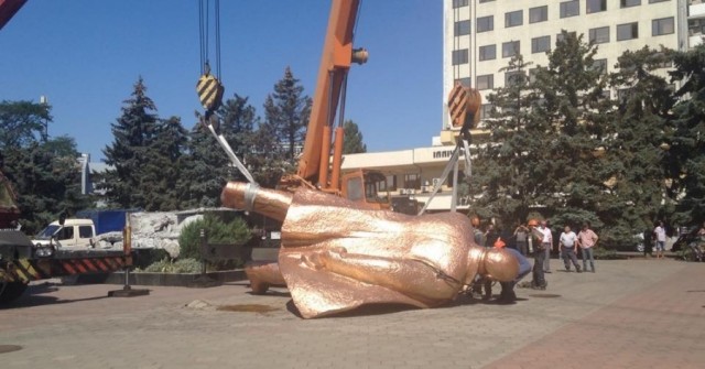 Ленин разный