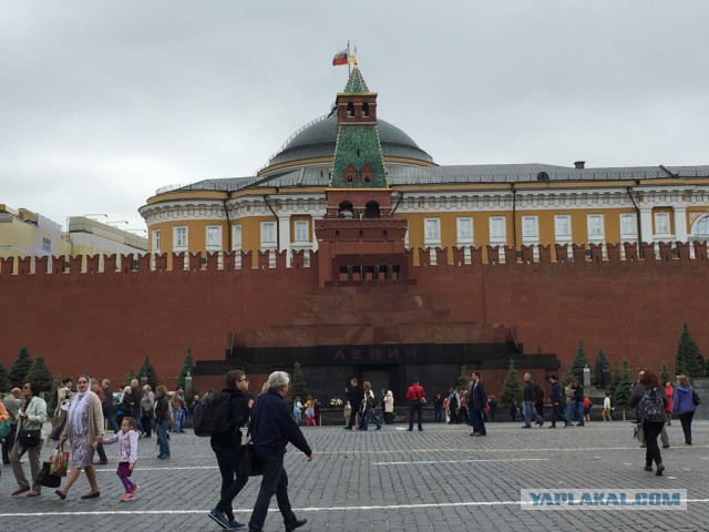 Экскурсия вокруг Московского Кремля