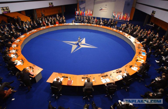 Пентагон: НАТО переходит к сдерживанию России