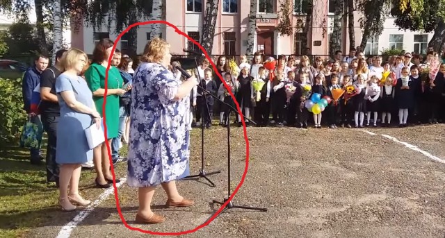 Школьная линейка пошла не по сценарию из-за многодетного отца