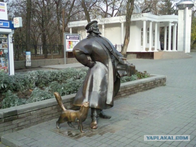 Необычные статуи мира