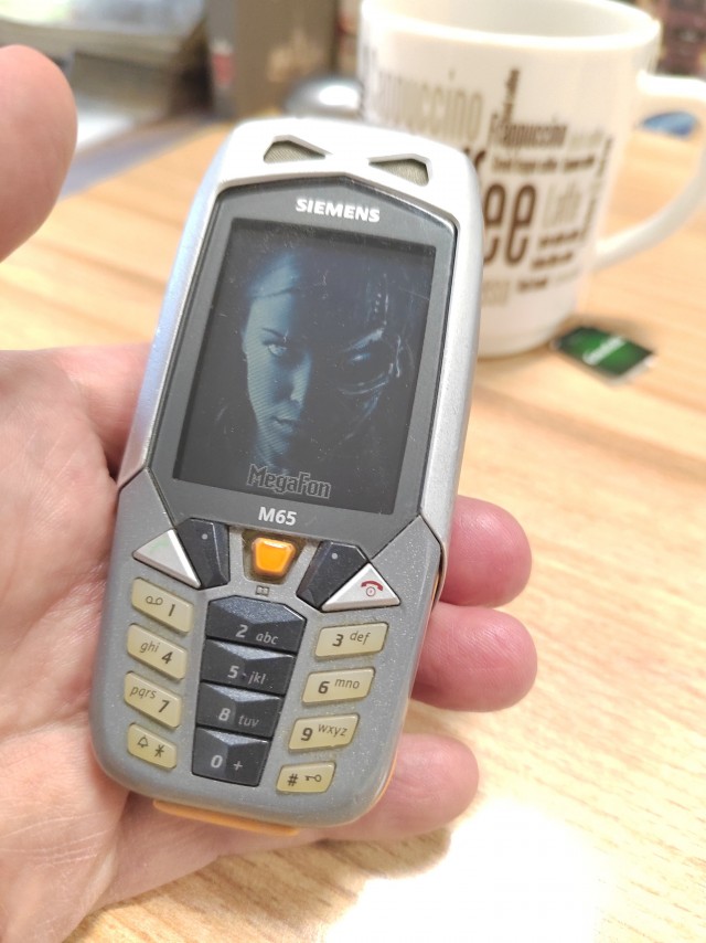 Кнопочный Nokia 1100 признали самым продаваемым телефоном в истории