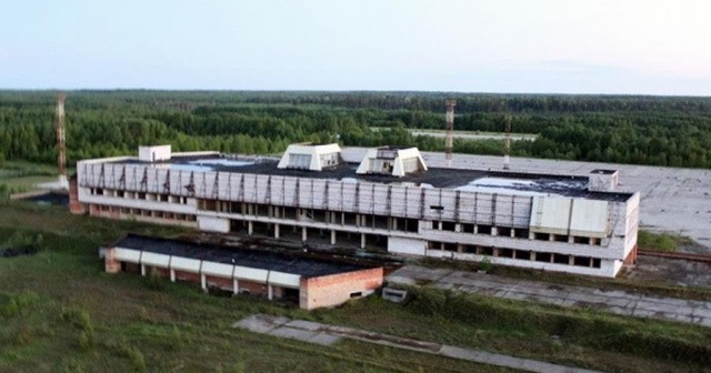 Заброшенные самолёты и аэропорты