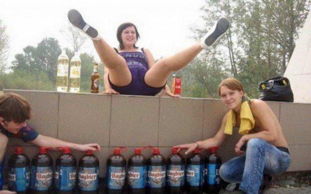 Ленка, давай фоткай быстрее, я же позирую