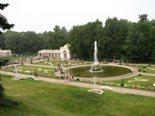 Парки и фонтаны Петергофа