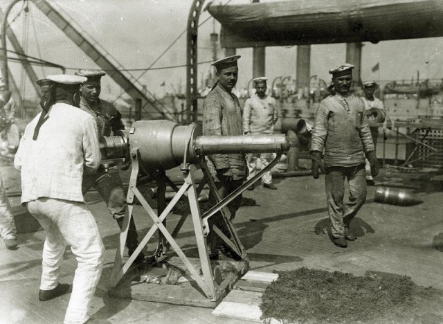 Фотографии из прошлого нашей страны - 18