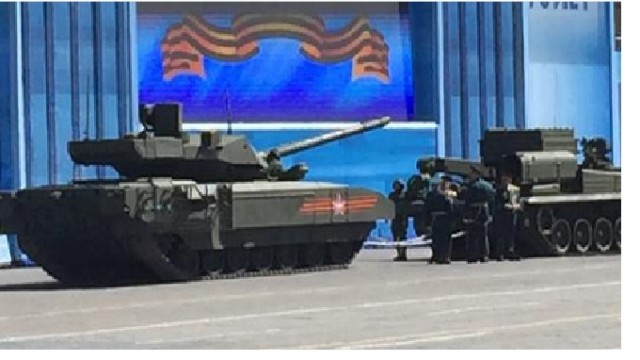 ТАСС: группировка «Юг» применила в бою новейшие танки Т-14 «Армата»