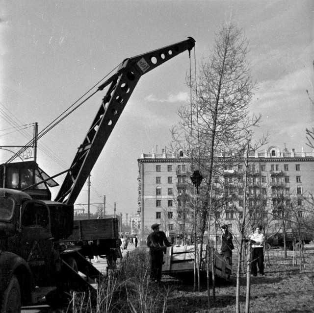 Москва и москвичи. Двадцатый век. 06.05.24