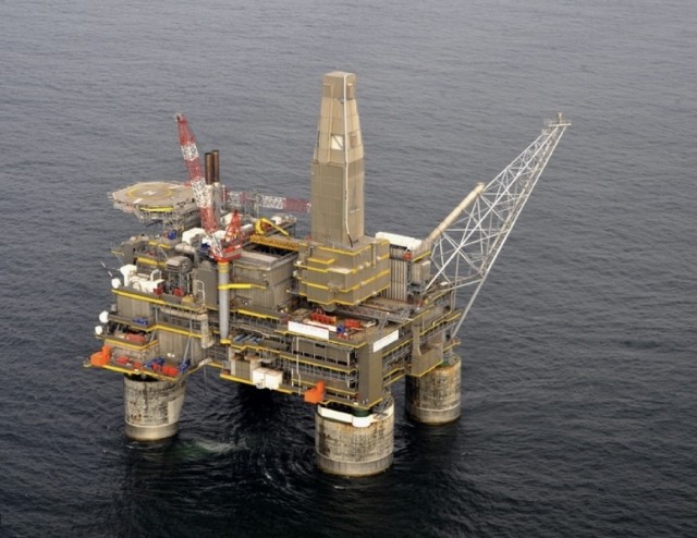 С Днём Нефтяника