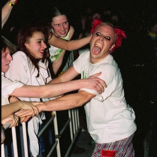 Интересные фотографии 1990 -х. 06.07.25