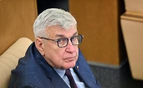 Депутат едра в день смерти проголосовал 11 раз