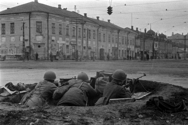 Трофейная лихорадка. За каким советским оружием охотились немцы — и почему оно сводило их с ума.