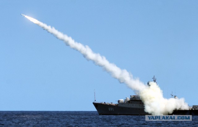 Минобороны РФ направило запросы в Ирак и Иран для пролета крылатых ракет