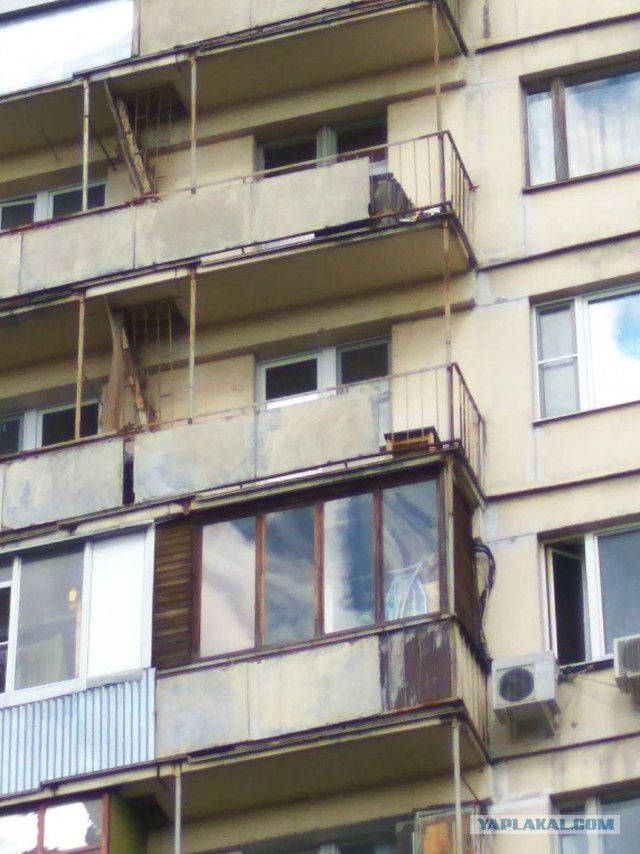 Предлагаем остекление и отделку балконов и лоджий в г. Москве и Московской области