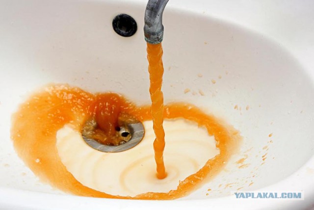 Крупнейшая в истории афера с бутилированной водой